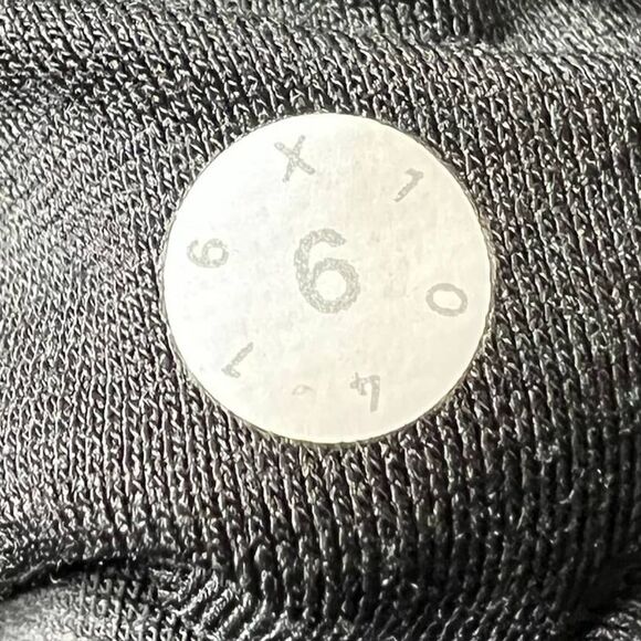 Lululemon Leggings 6 - Picture 7 of 7